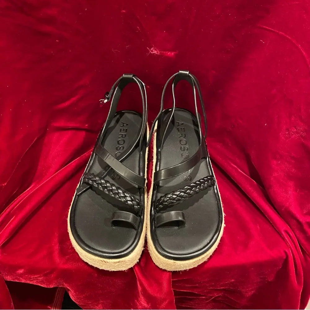 AEROSOLES PLATFORM BLACK AND TAN ESPADRILLES SANDALS -  WOMEN Size 6.5 - Picture 3 of 4